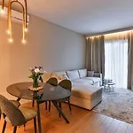 Royal Residence Apartment