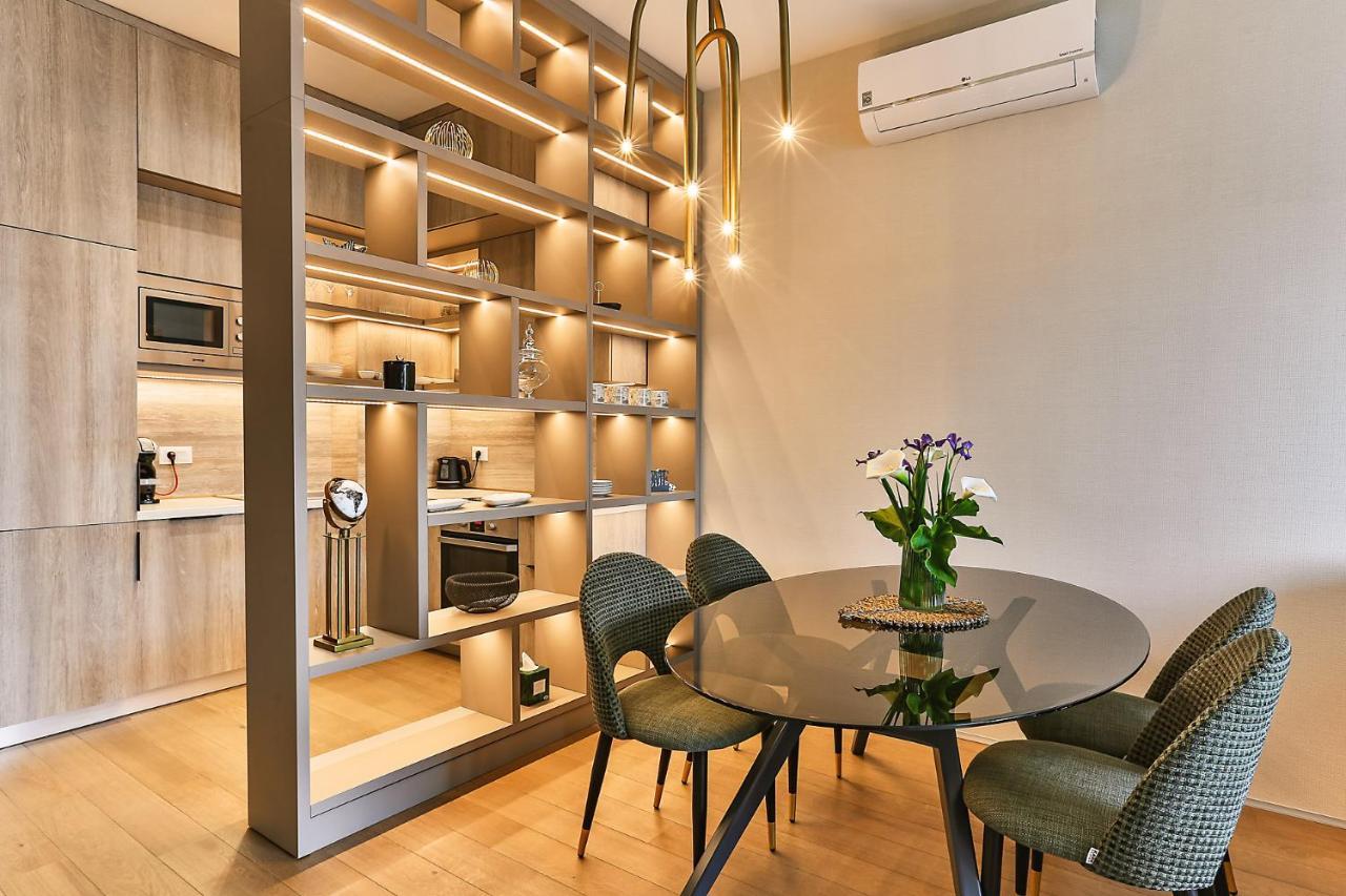 Royal Apartment *